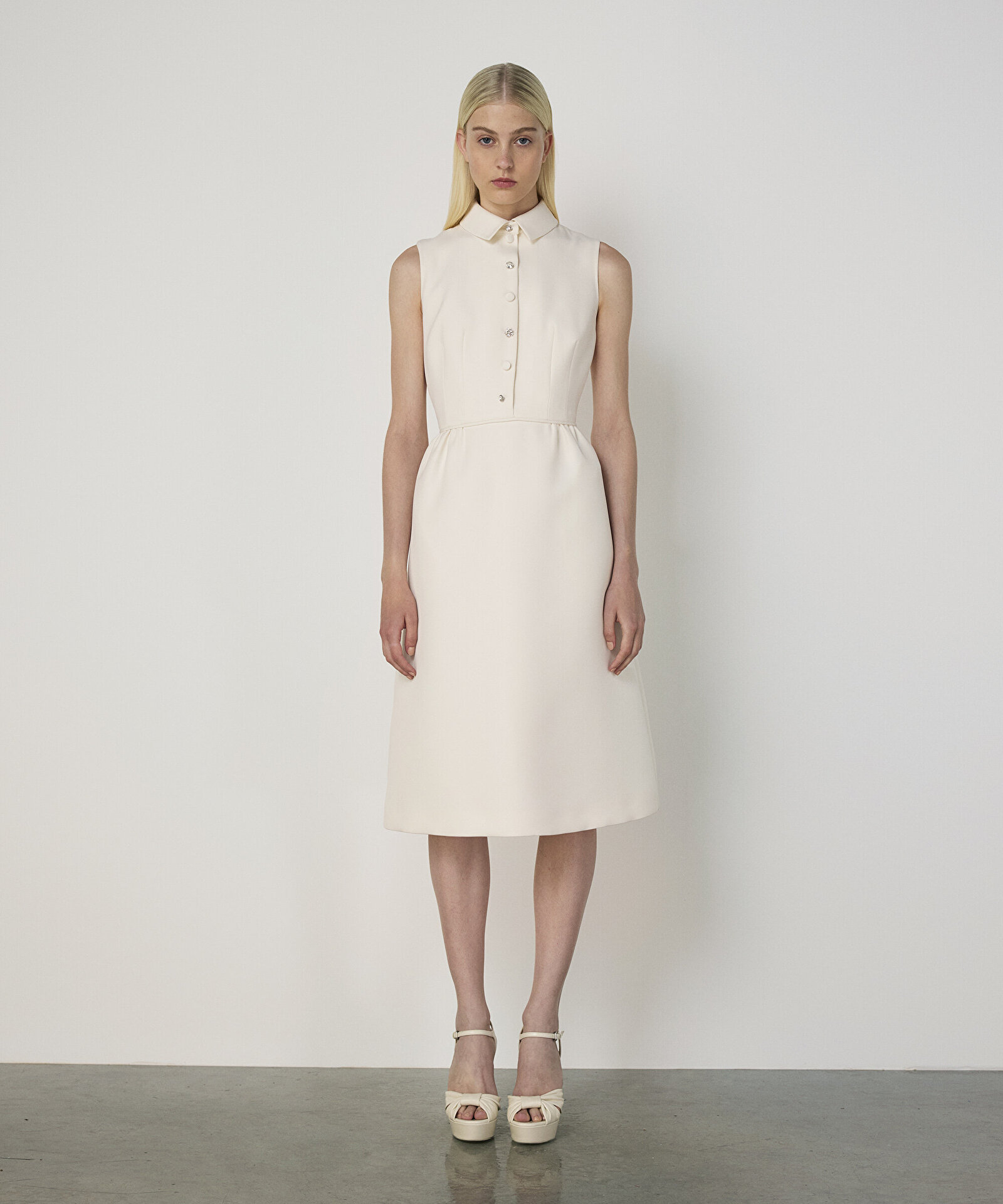 KARMA DÜĞMELİ KREP ELBİSE