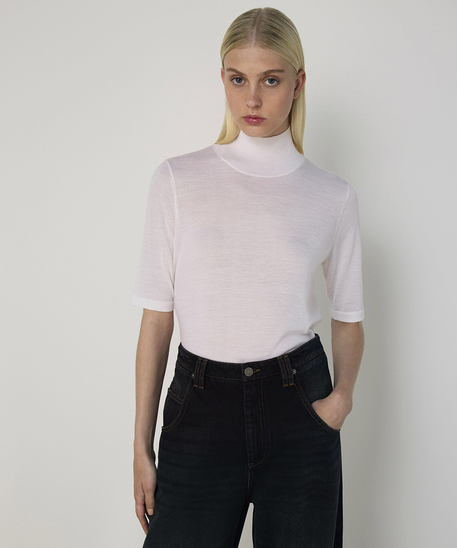 KONTRAST DİKİŞLİ DENİM PANTOLON