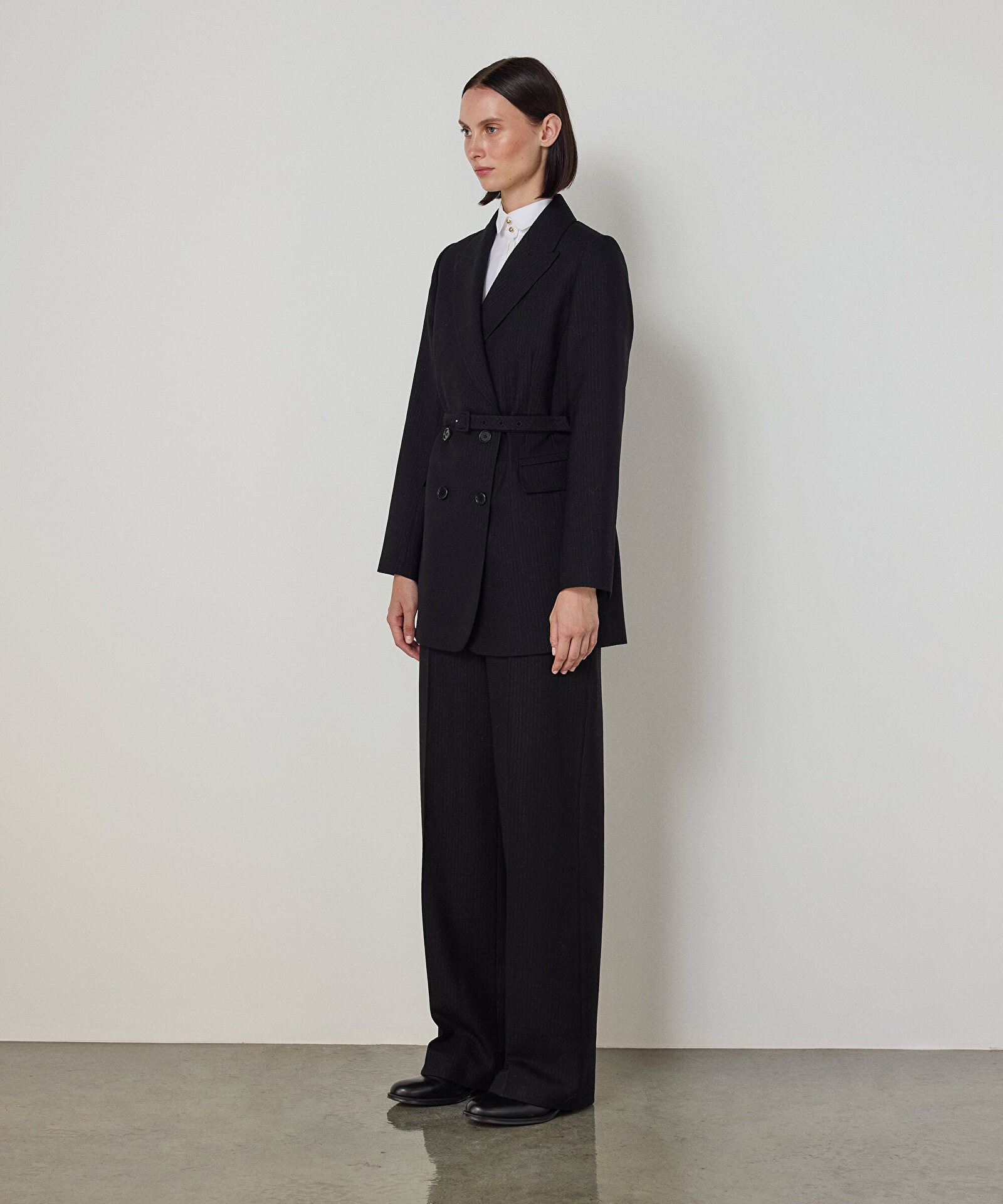 KEMERLİ KRUVAZE BLAZER — photo 4