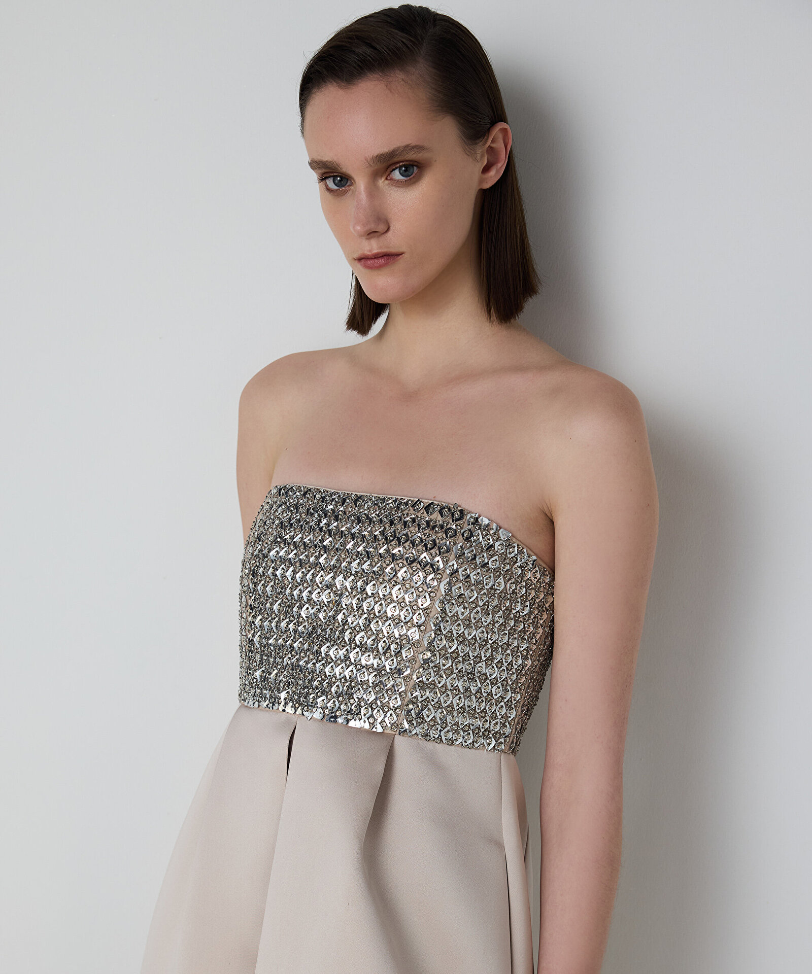 PAYETLİ PİLİKAŞELİ ELBİSE — photo 3