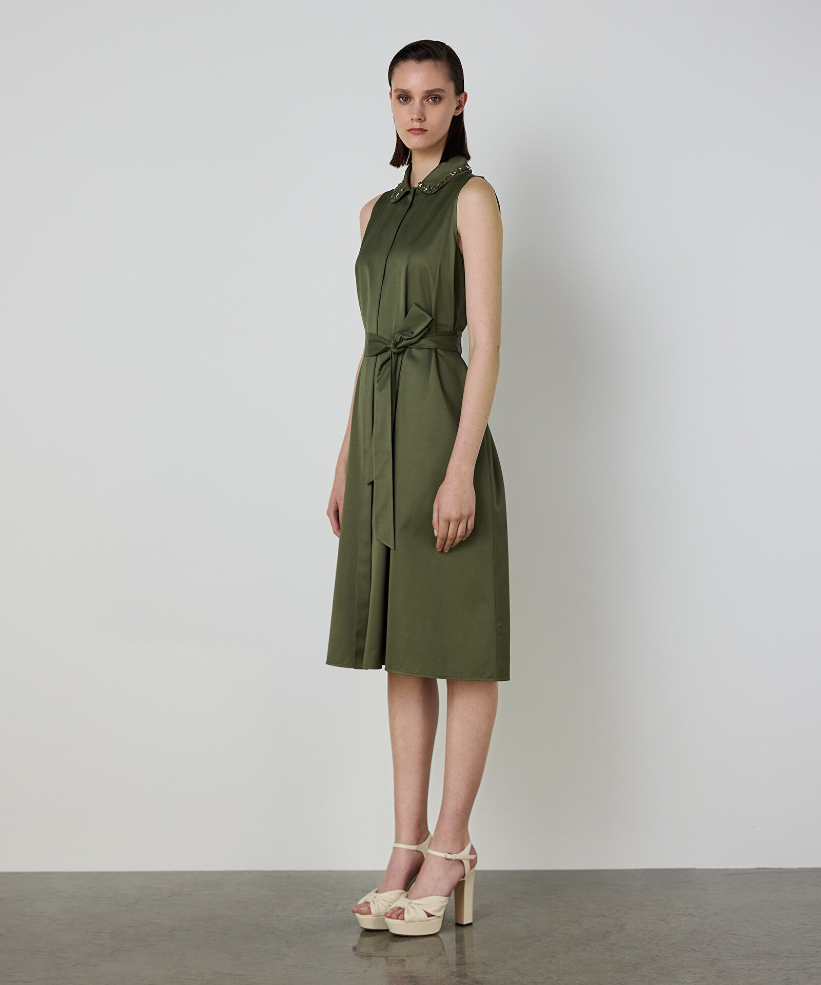 ÇİÇEK İŞLEMELİ GÖMLEK ELBİSE — photo 3