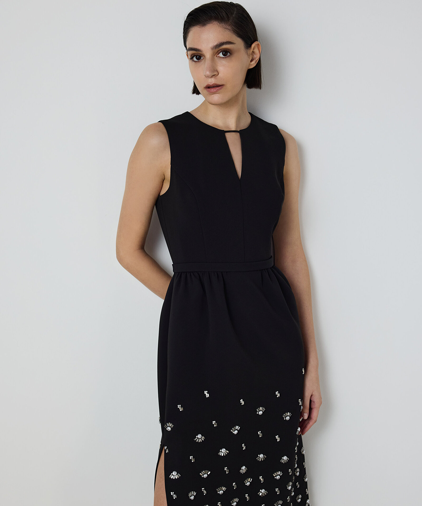 İŞLEMELİ KREP ELBİSE — photo 2