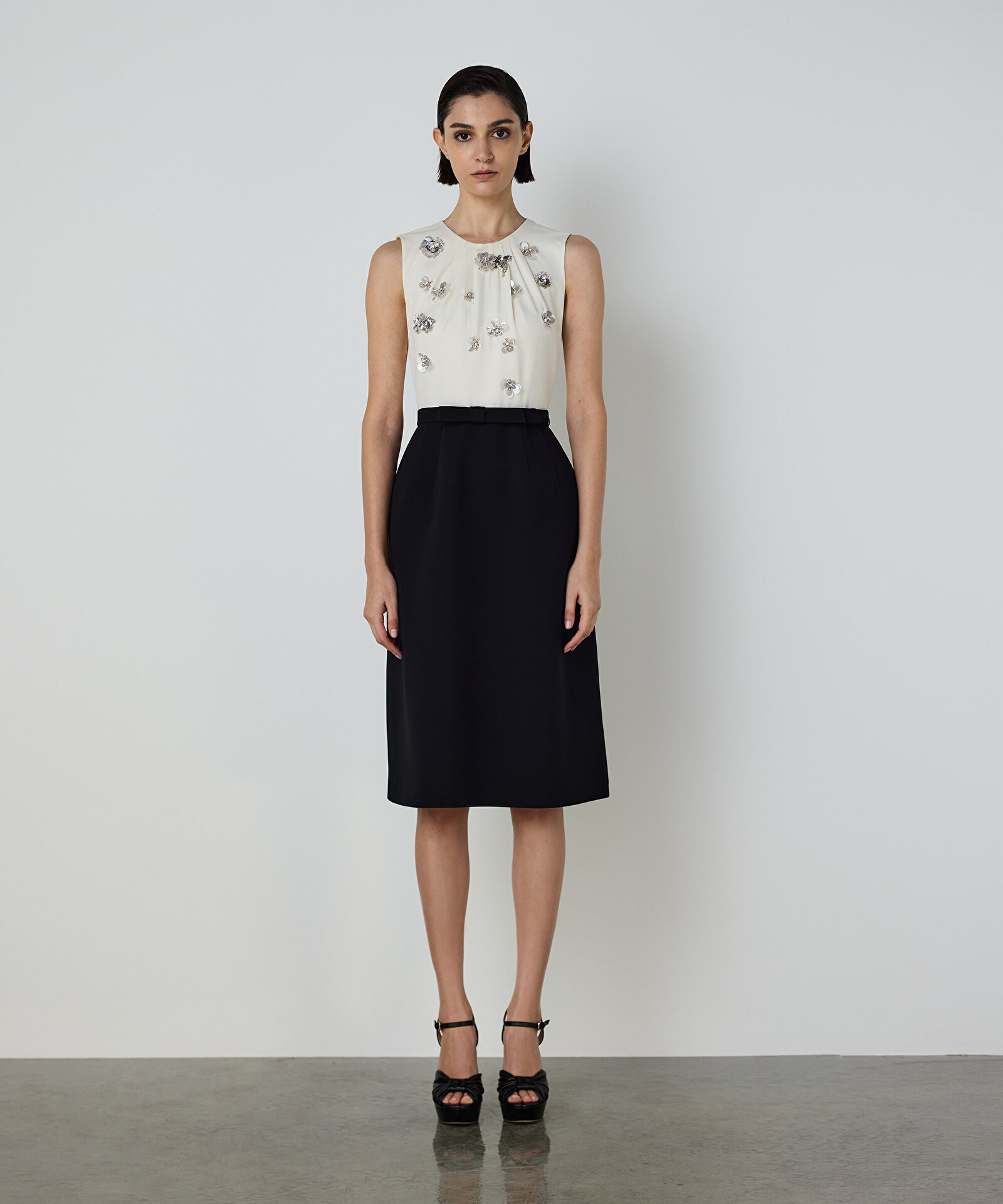 İŞLEMELİ COLORBLOCK ELBİSE — photo 2