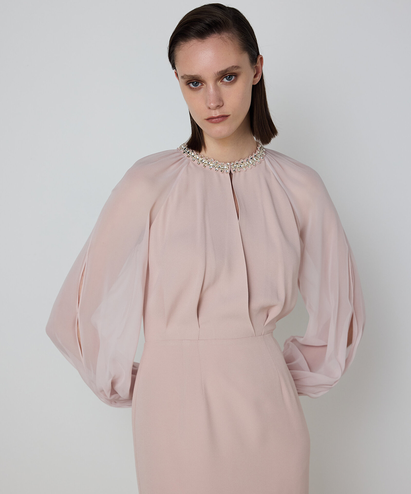 İŞLEMELİ MAKSİ ELBİSE — photo 4