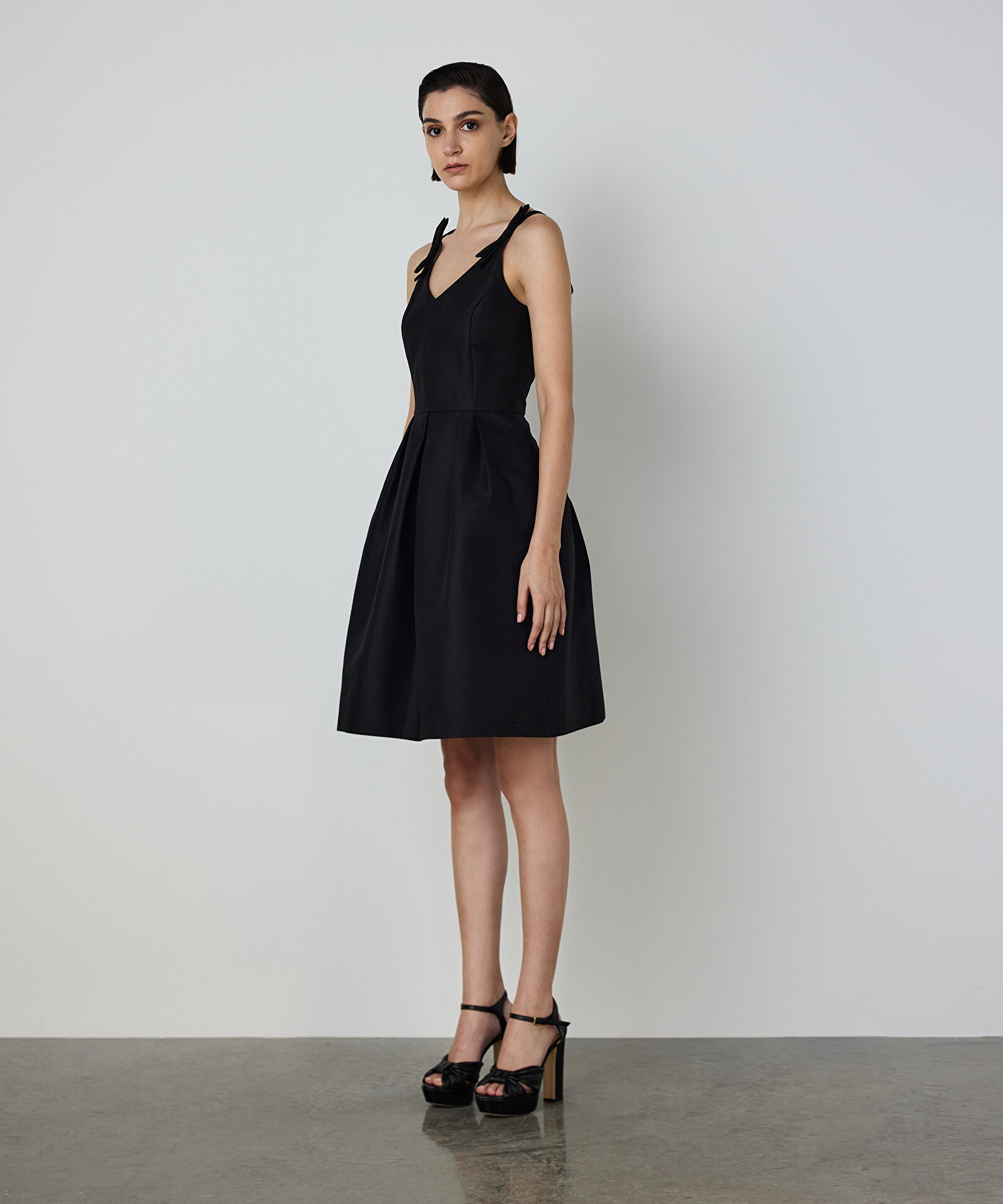 PİLELİ POPLİN ELBİSE — photo 3