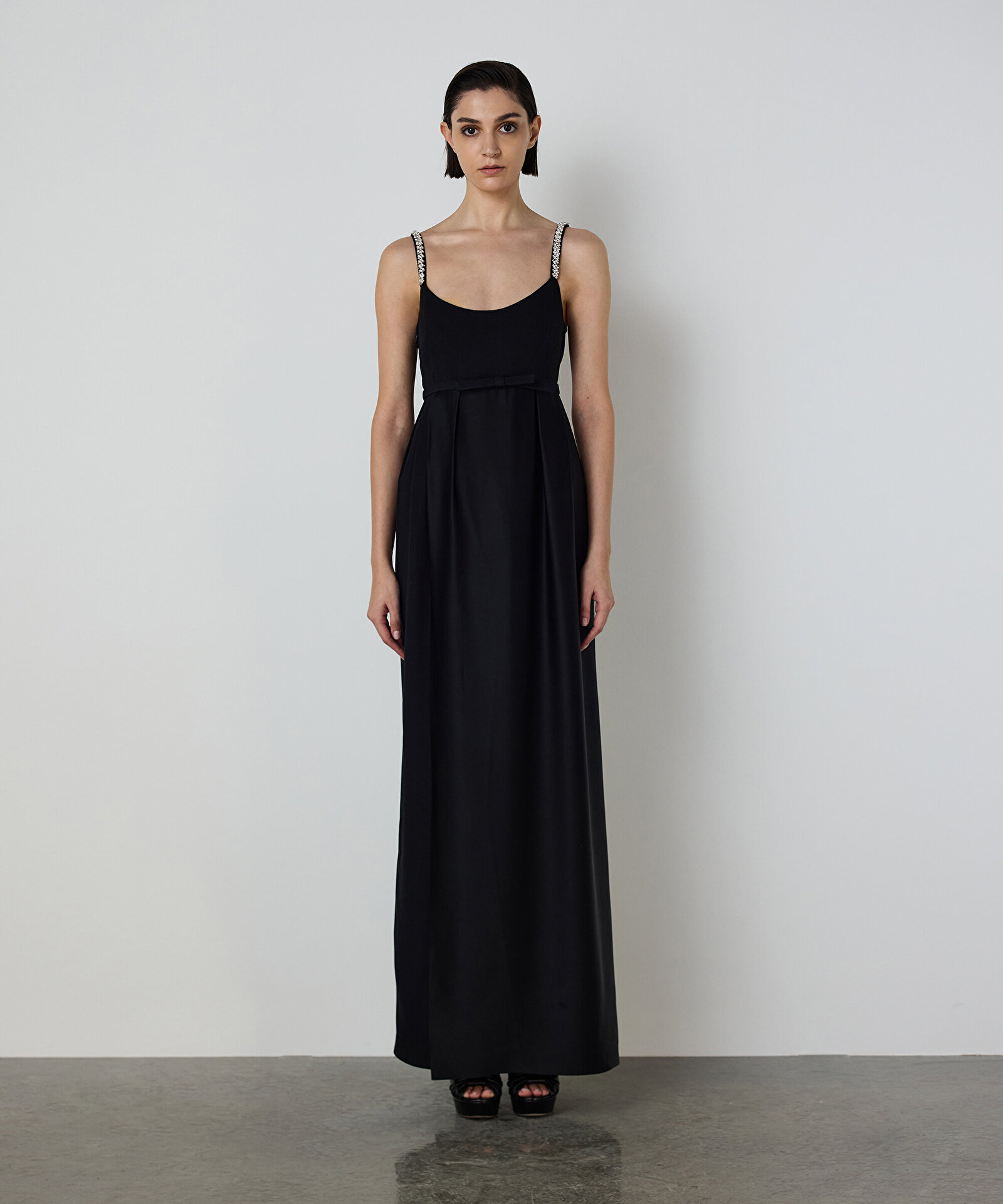 STRASS TAŞ ASKILI MAKSİ ELBİSE — photo 3