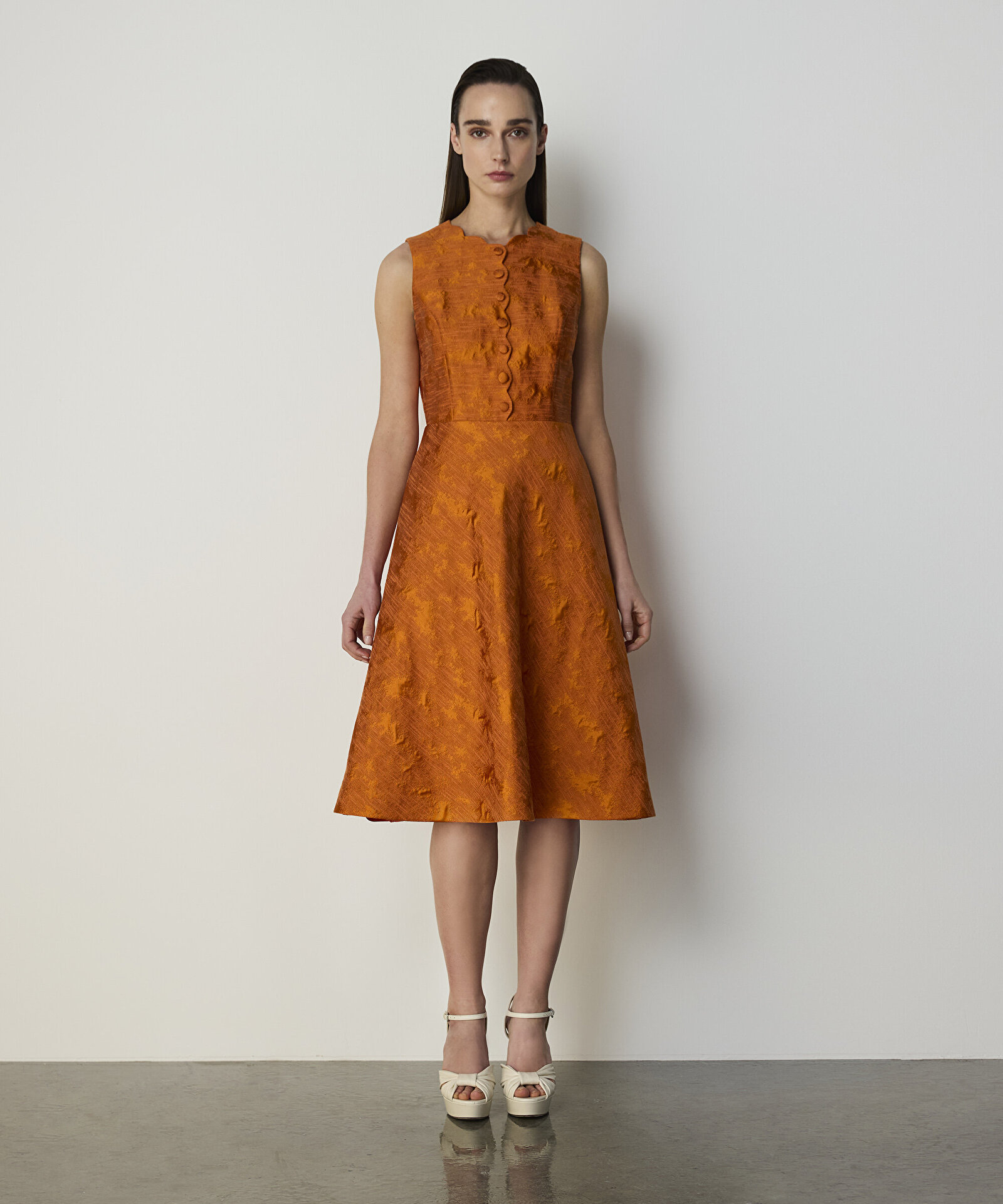 JAKARLI A KESİM ELBİSE