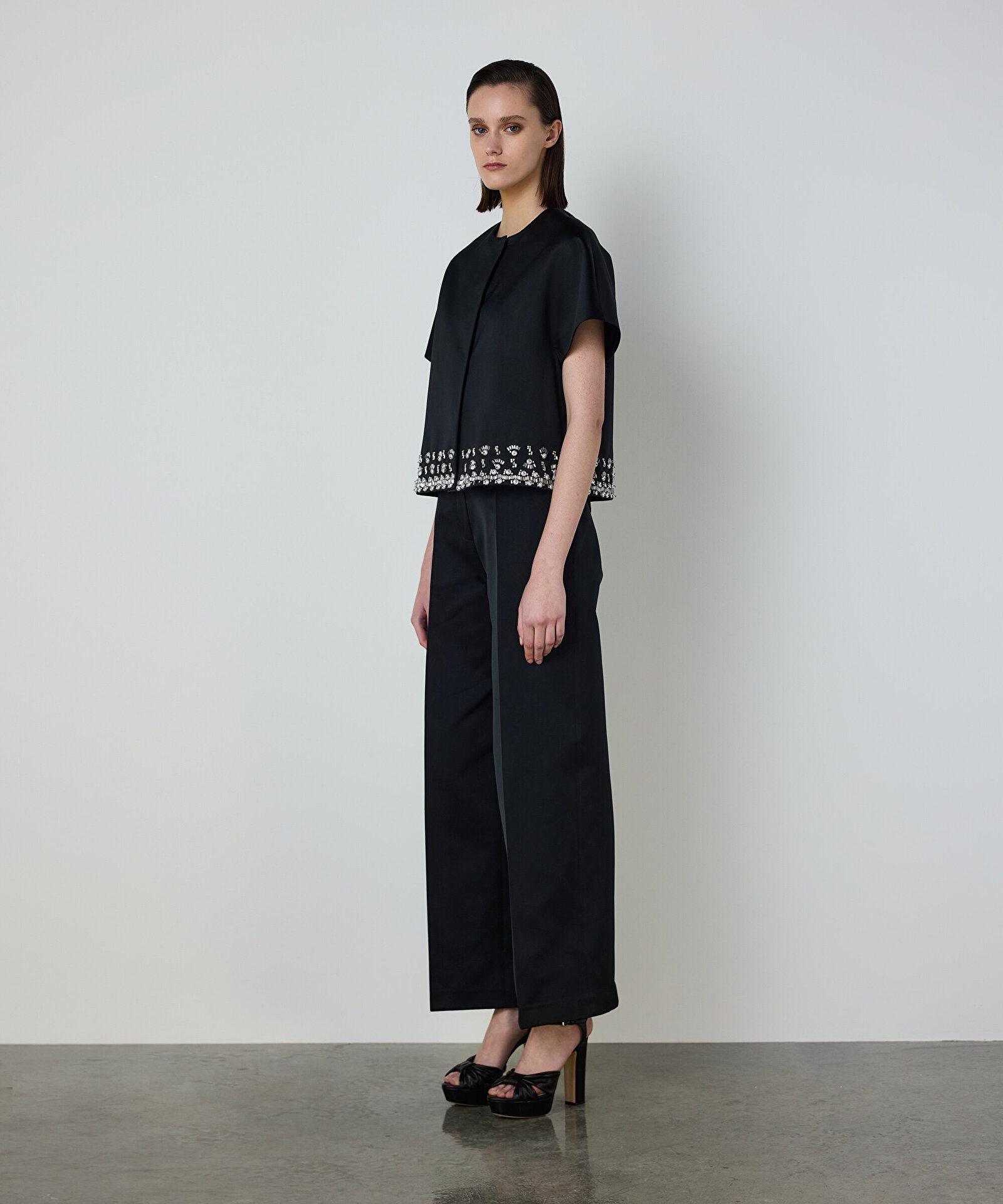 İNCİ VE STRASS TAŞ İŞLEMELİ CEKET — photo 3